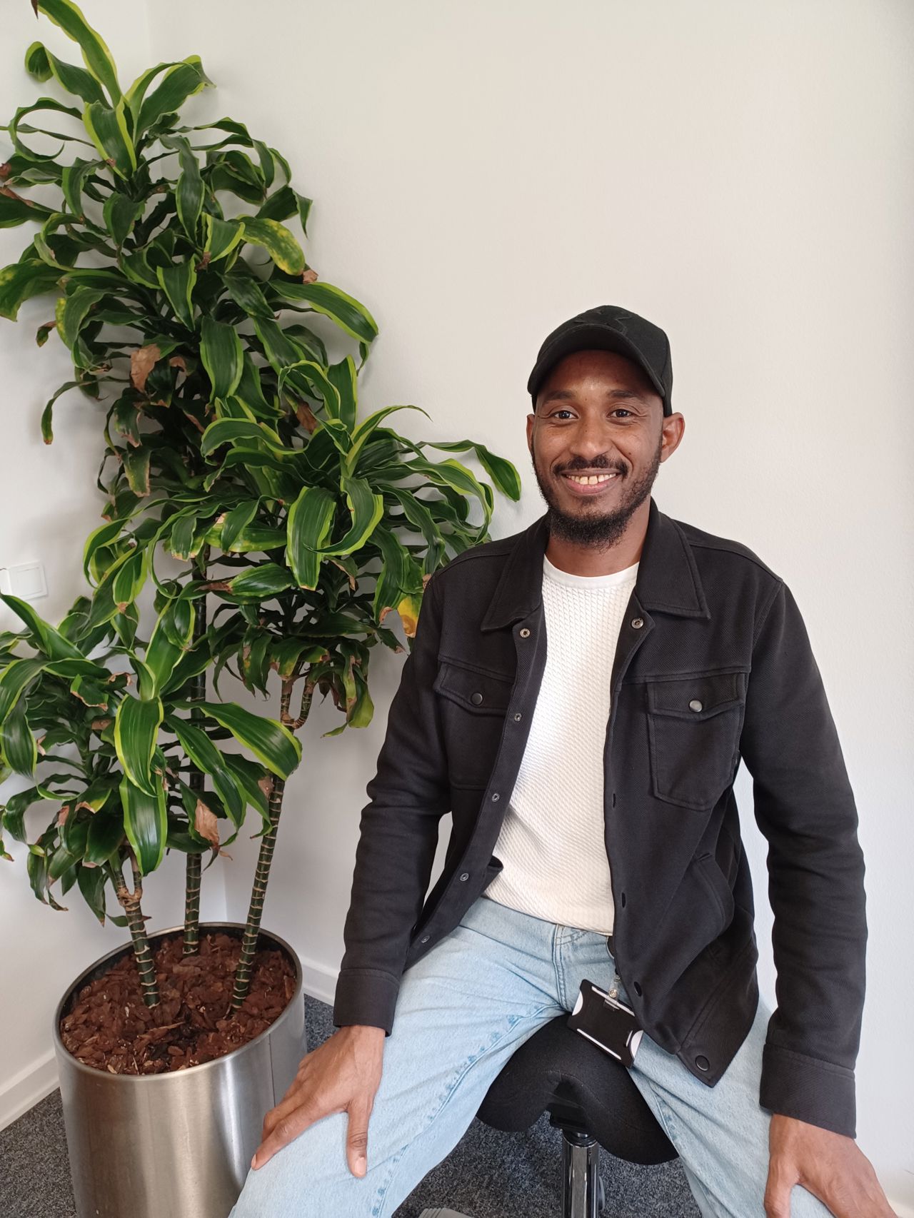 Medarbejderhistorie - Maharis flugt