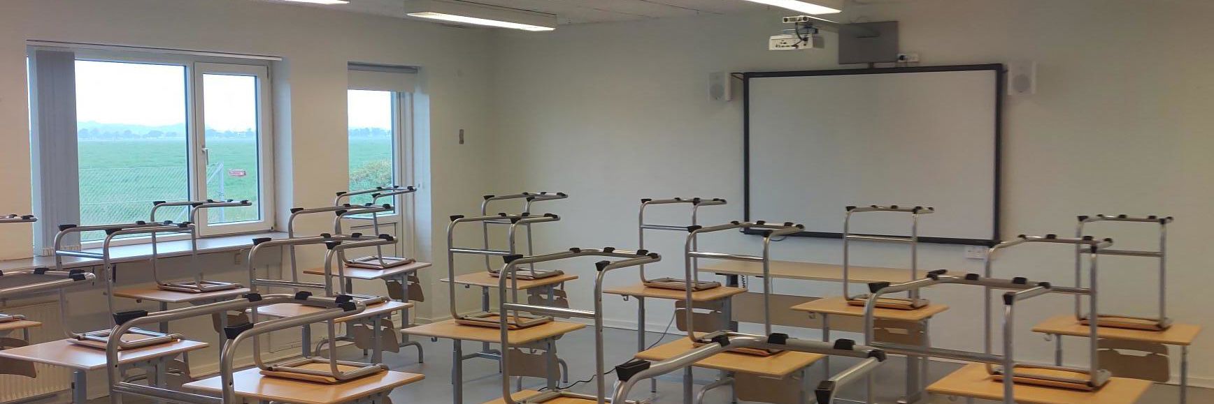 Klasselokale på Voksenskolen i Brøns